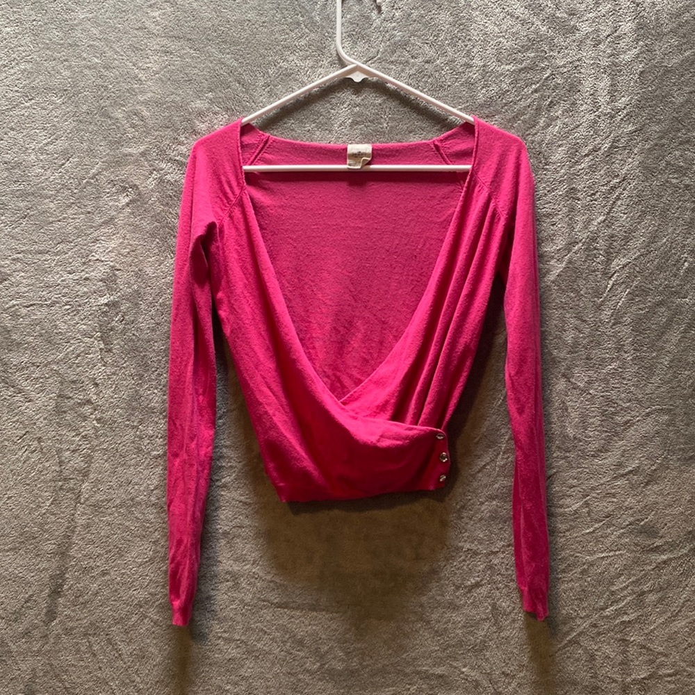 Tommy Jeans Hot Pink Top, size Small. Waist fitted